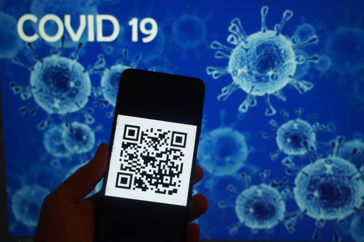 «Это не задача бизнеса»: эксперты раскритиковали проверку QR-кодов в Петербурге по паспортам «Это не задача бизнеса»: эксперты раскритиковали проверку QR-кодов в Петербурге по паспортам Общество