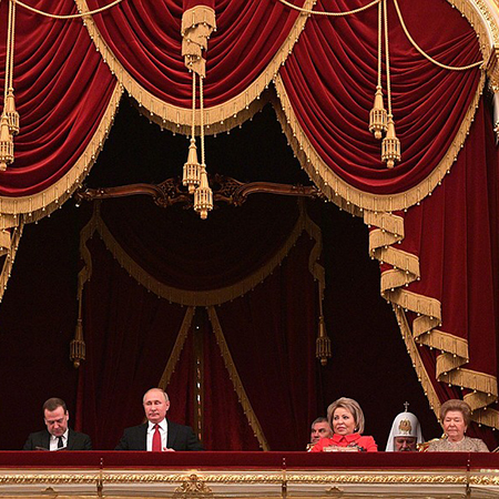 Щелкунчик и мышиный король: Владимир Путин сводил друзей на балет новости