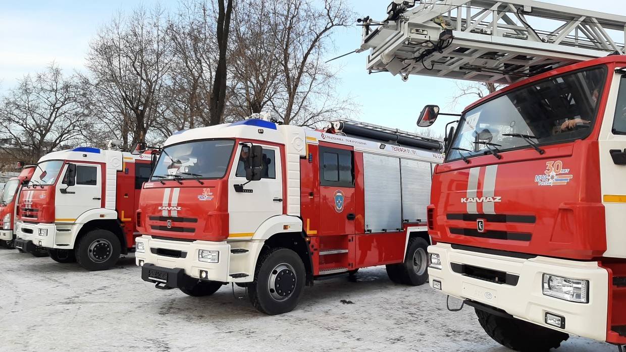 Пять человек пострадали при возгорании гусеничного вездехода в ХМАО