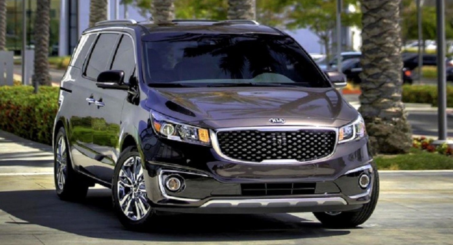 Отличия комплектаций Luxe и Premium корейского кроссвэна KIA Carnival