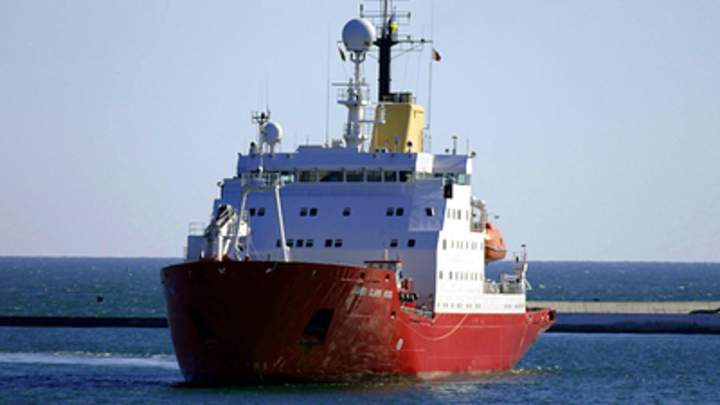 УКРАИНА ГОТОВИТ НОВУЮ ПРОВОКАЦИЮ В КЕРЧЕНСКОМ ПРОЛИВЕ: КУПИЛА ЛЕДОКОЛ В БРИТАНИИ - ИСТОЧНИК