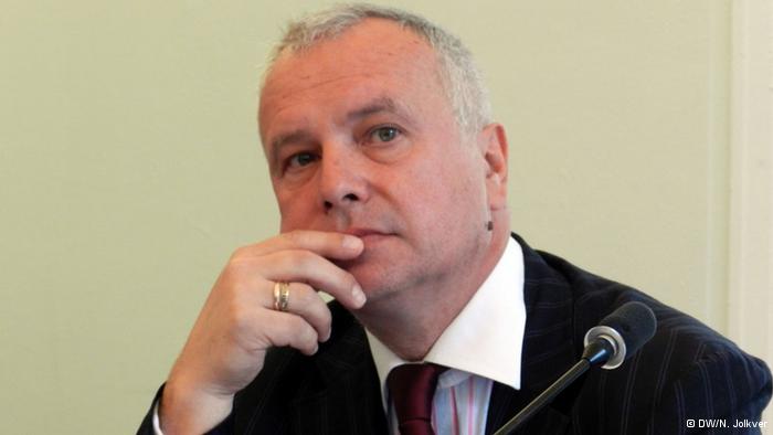 Песков о переговорах Путина и Меркель: "Сверили часы" Песков о переговорах Путина и Меркель: "Сверили часы"