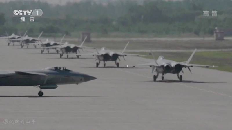 Больше – значит лучше: «cлоновьи прогулки» пятого поколения ввс