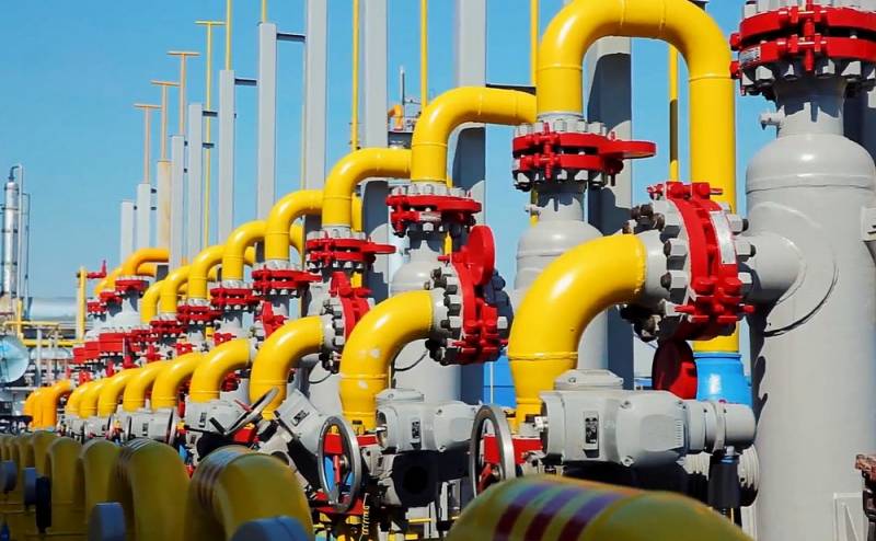 В Киеве предсказывают переход на кизяки и солому в случае окончания поставок российского газа Новости