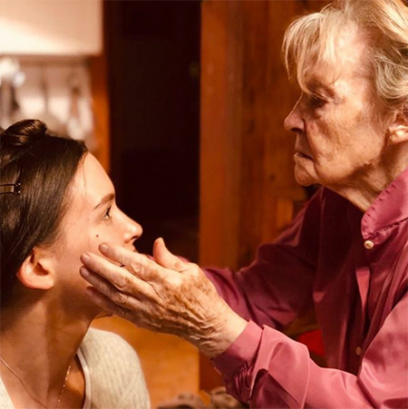 Ушла из жизни Ирина Скобцева: реакция Светланы Бондарчук, Паулины Андреевой, Константина Крюкова, Ольги Слуцкер и других Звезды,Новости о звездах