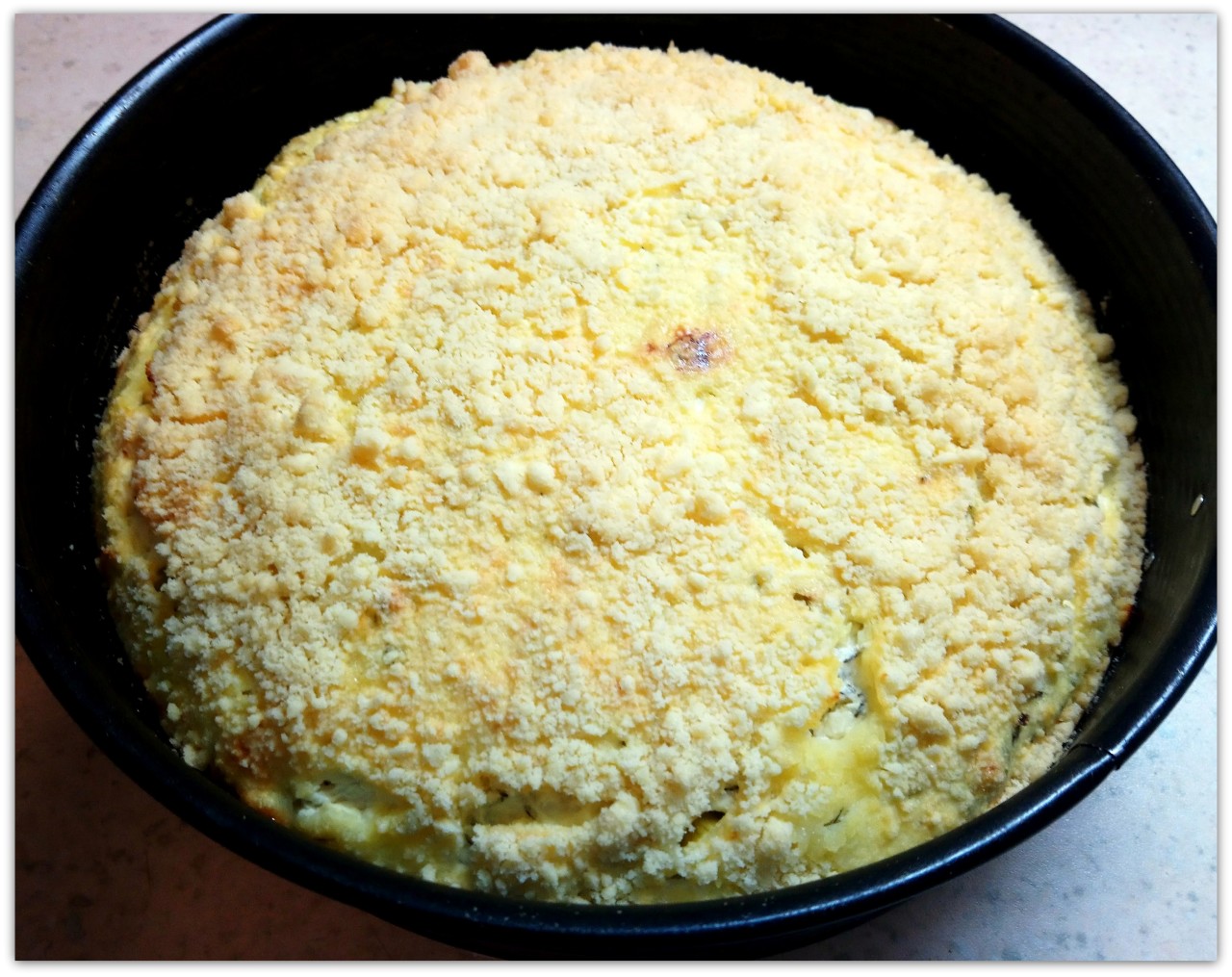 Песочный пирог с творогом и крошкой сверху в духовке рецепт с фото
