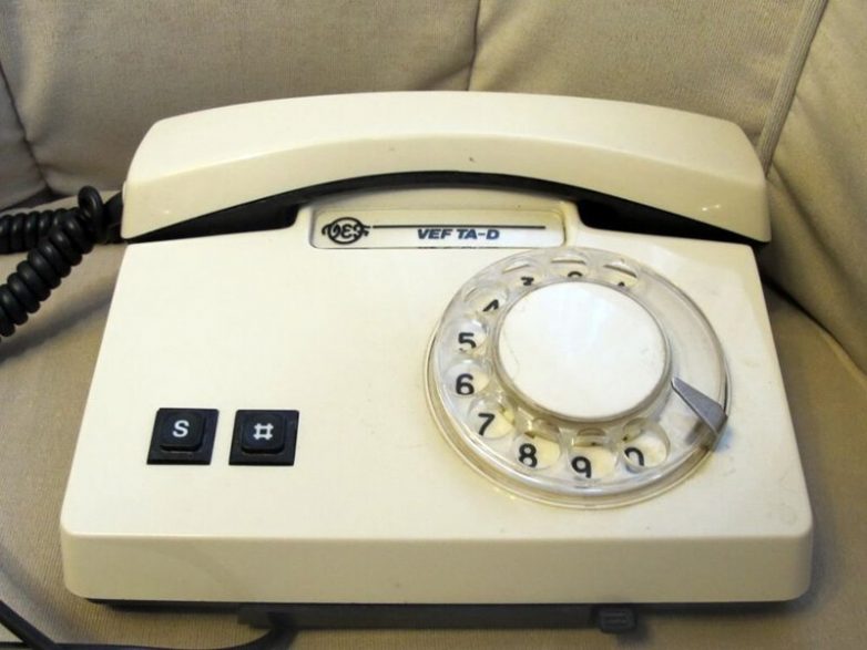 Телефонные аппараты из СССР Телефонные аппараты из СССР