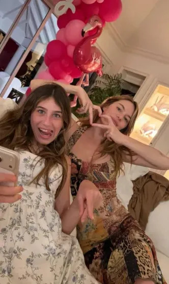 В сети появилось редкое фото 13-летней дочери Романа Абрамовича и Даши Жуковой Жукова, Абрамович, Жуковой, дочерью, Ставрос, замуж, вышла, миллиардеров, Абрамовича, миллиардера, дочери, младшей, появился, сыновей, конце, Александр, Филипп, который, появилось, помимо