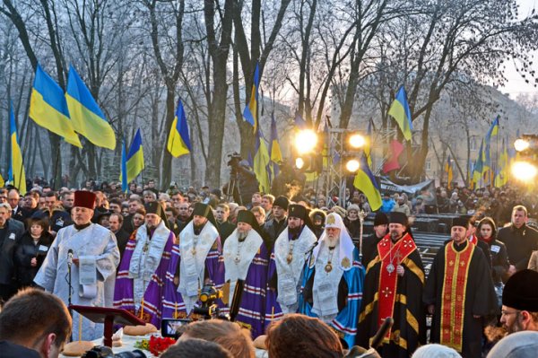 Как церковь лишит Украину «безвиза»