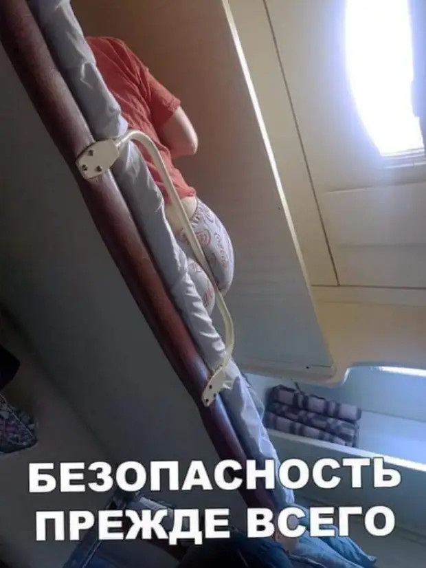 - Я, в принципе, готов признать кошек умными существами. Но при одном условии. Пусть они перестанут скрести пол рядом с лотком - Я, в принципе, готов признать кошек умными существами. Но при одном условии. Пусть они перестанут скрести пол рядом с лотком Пикассо, Карузо, помню, Вопросов, почему, товарищ, ничего, Проходите, говорит, резко, палкой, стриптиз, России, командира, инфляция, военный, съела, другой, выпила, частично