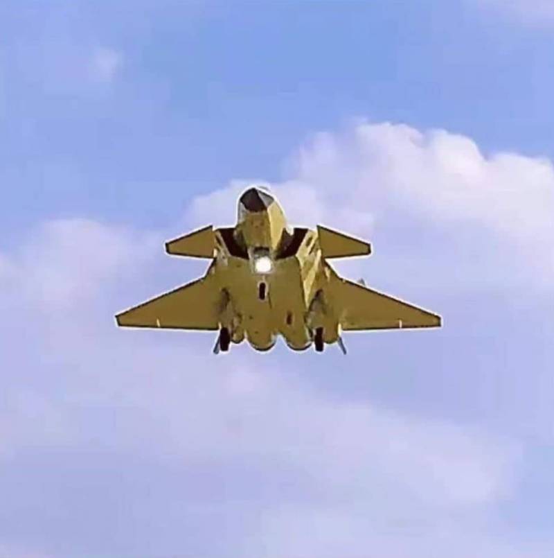 Двуглавый «Орел»: Зачем Китаю новый истребитель на базе J-20 Двуглавый «Орел»: Зачем Китаю новый истребитель на базе J-20 ввс