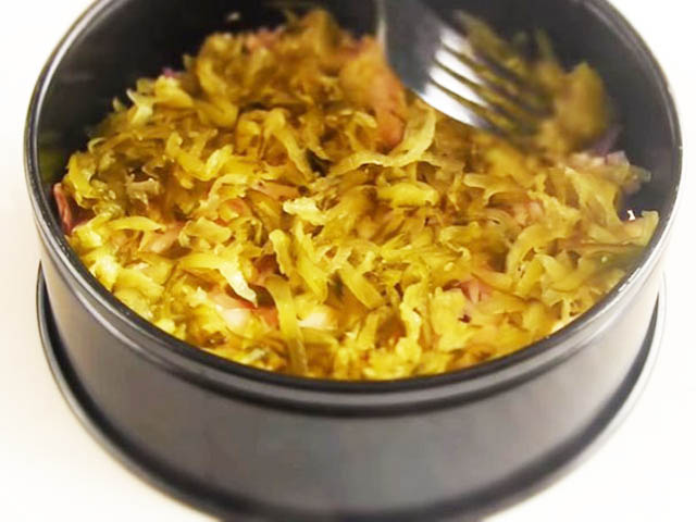 Салаты на 8 Марта – шесть вкусных рецептов Салаты на 8 Марта – шесть вкусных рецептов