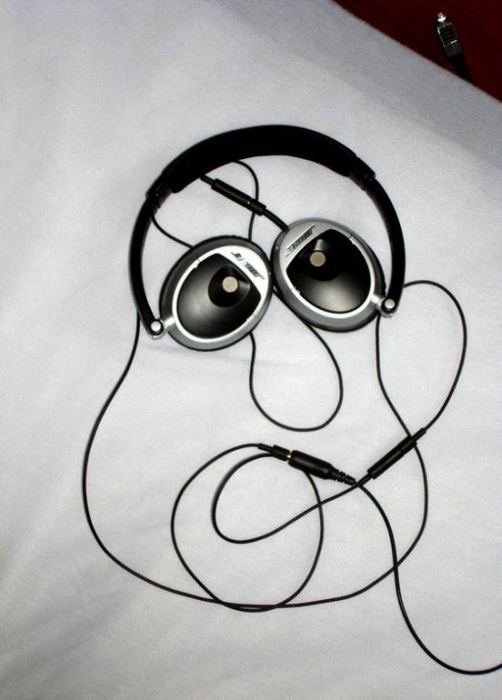 От улыбки хмурый день светлей... От улыбки хмурый день светлей...