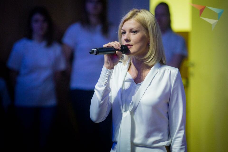 «Прокурорская дочь» Марина Ракова: детали + истоки «Прокурорская дочь» Марина Ракова: детали + истоки Ракова, Марина, Раковой, только, очень, инициатив, диплом, класса, власти, экономики, образовательном, математике, оттуда, больше, выступала, будет, Алтайского, госуниверситета, представитель, частное