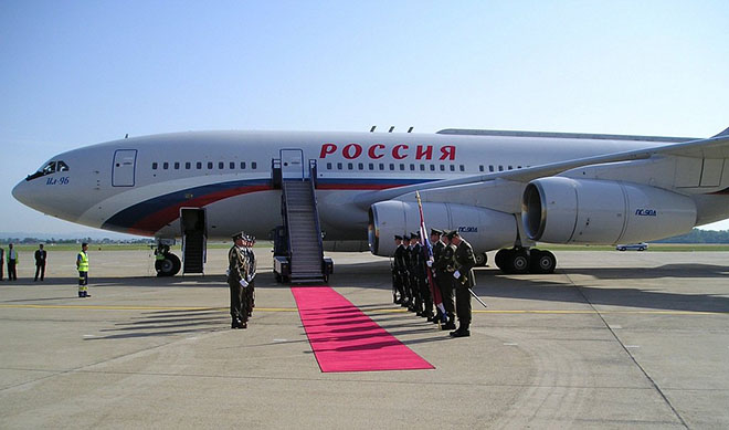 Нижний трап в самолете президента Путина