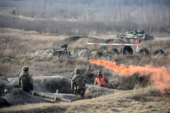 Киевский политтехнолог Бодров: в случае наступления в Донбассе армия Украины может попасть в новый «Иловайский котел»