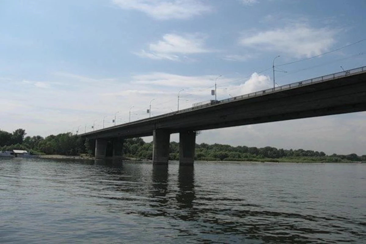 Мэрия разорвала контракт с подрядчиком по ремонту Димитровского моста