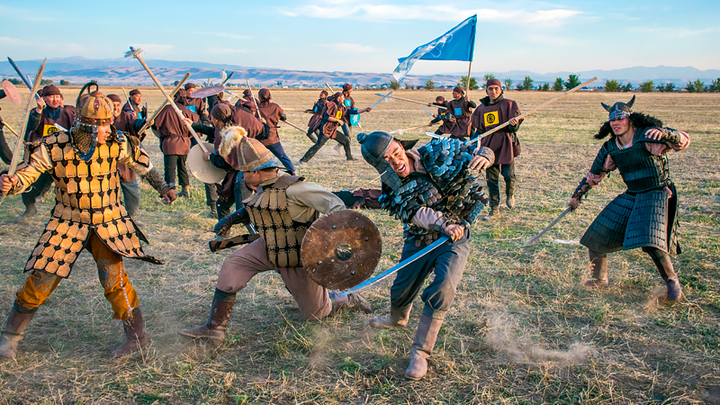 КАЗАХСТАНСКИЕ БЛОГЕРЫ-НАЦИОНАЛИСТЫ ПОДРЫВАЮТ СУВЕРЕНИТЕТ СВОЕЙ СТРАНЫ