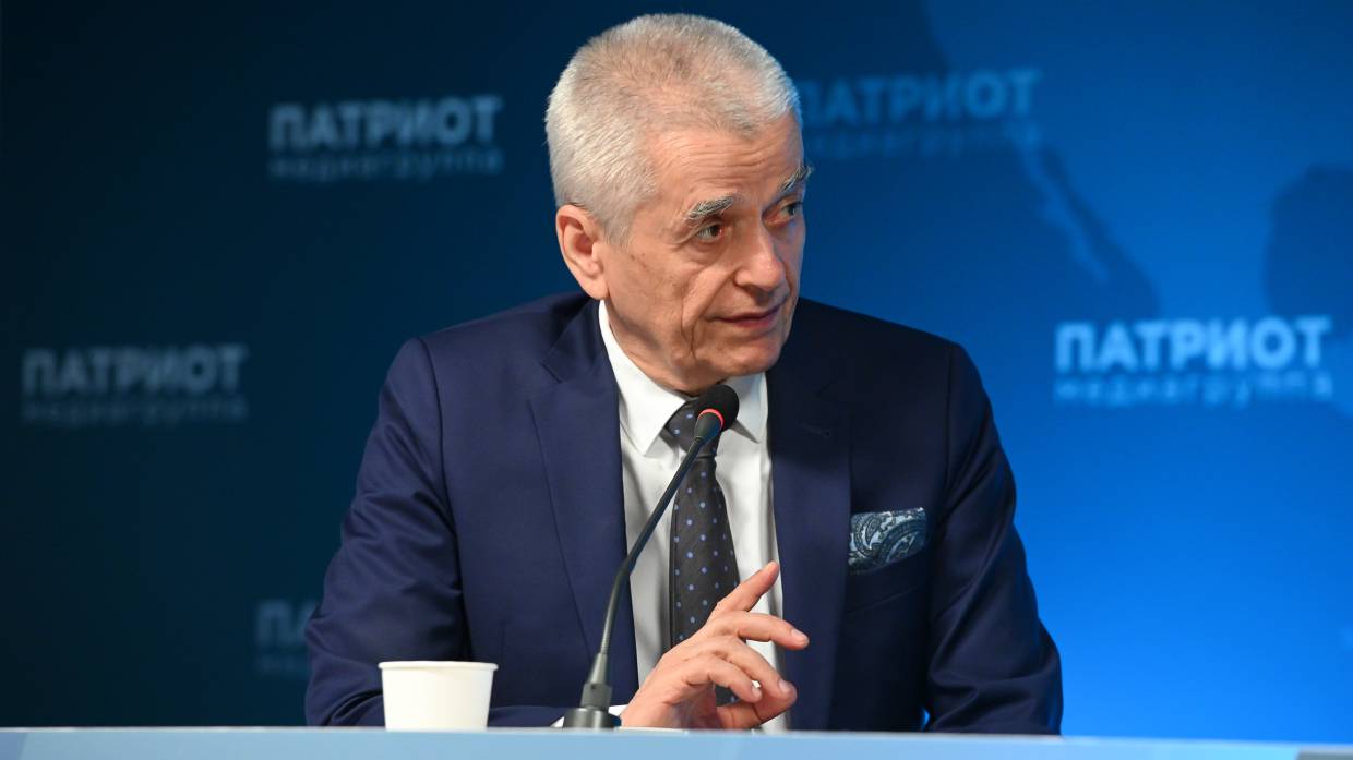 Политик Онищенко оценил иски десяти штатов к Байдену об отмене обязательной вакцинации Политик Онищенко оценил иски десяти штатов к Байдену об отмене обязательной вакцинации