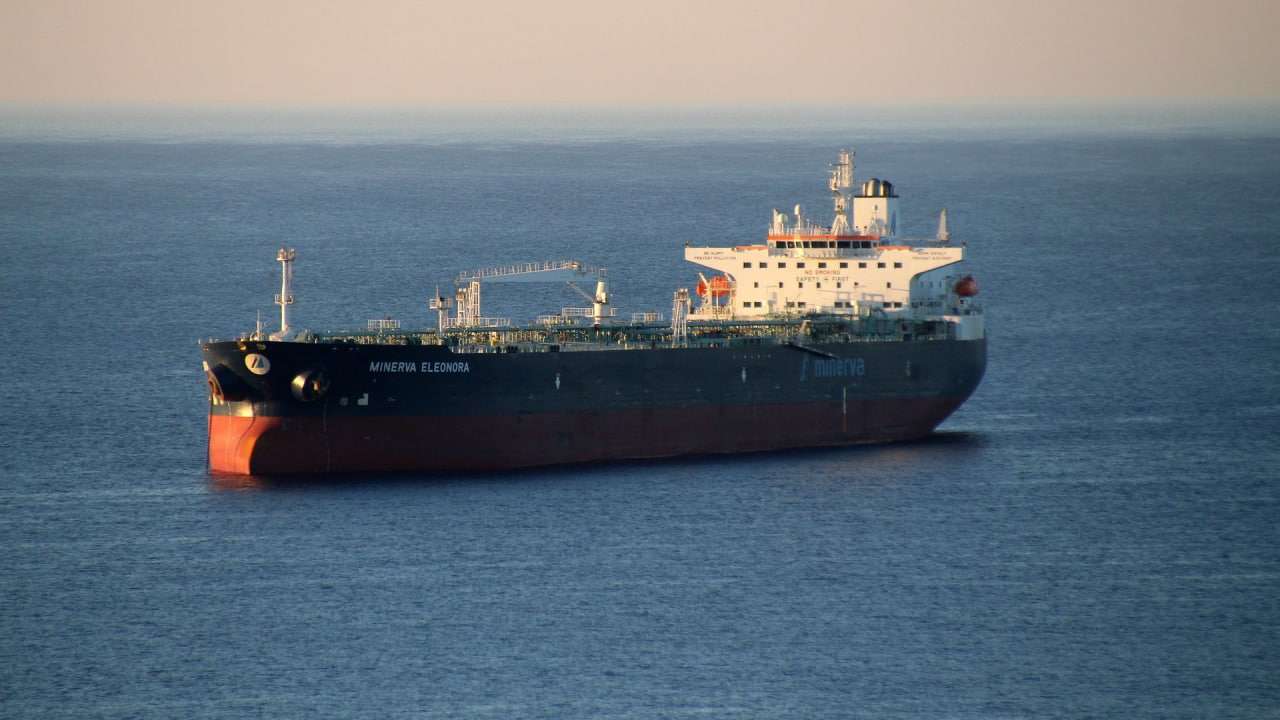 «Роснефть» и «Газпром нефть» бронируют корабли «Совкомфлота» для экспорта в Азию