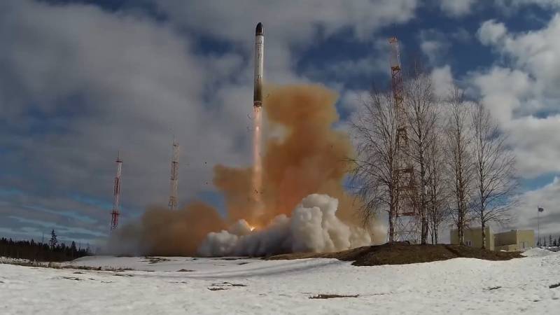 Испытания МБР «Сармат» накануне завершения Испытания МБР «Сармат» накануне завершения оружие