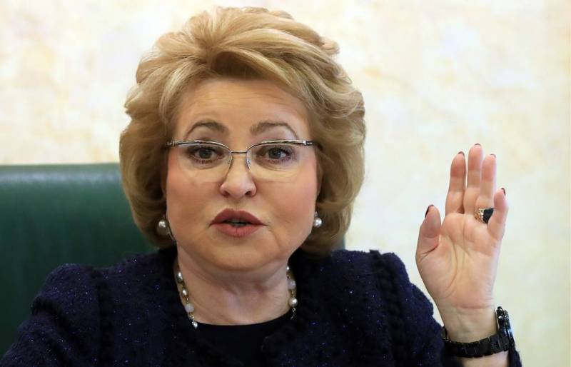 Не отрекайся от рубля. Советы постороннего Не отрекайся от рубля. Советы постороннего которые, лучше, рубля, сегодня, России, контроля, можно, достаточно, нефть, будут, финансовый, спецназ, бизнеса, валютного, вполне, который, возможно, которой, резервы, Между