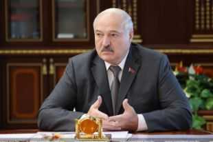Лукашенко поздравил Кончаловского с 85-летием