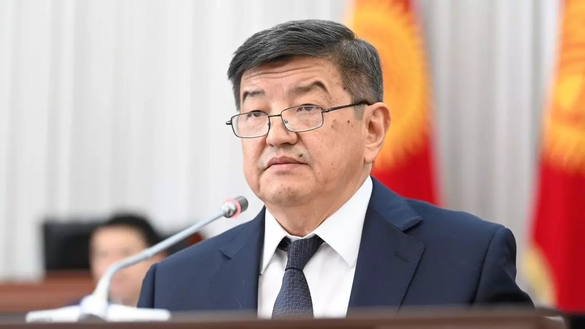 Президент Кыргыстана Акылбек Жапаров вступился за свой родной язык