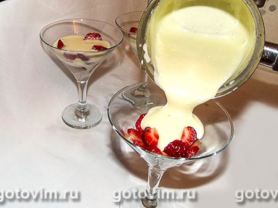 Фотографии рецепта Сабайон с клубникой, 05 Сабайон с клубникой, Шаг 05