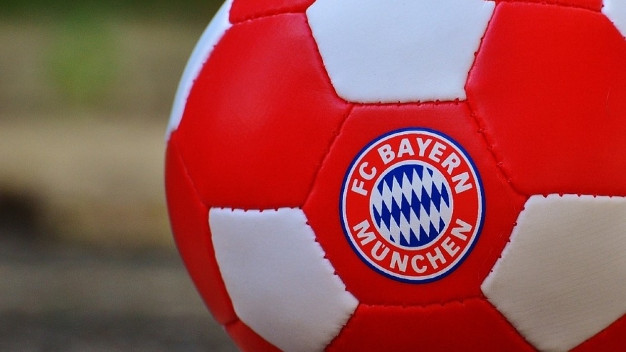 Футболисты «Баварии» забили 12 мячей клубу «Бремер» в Кубке Германии Спорт