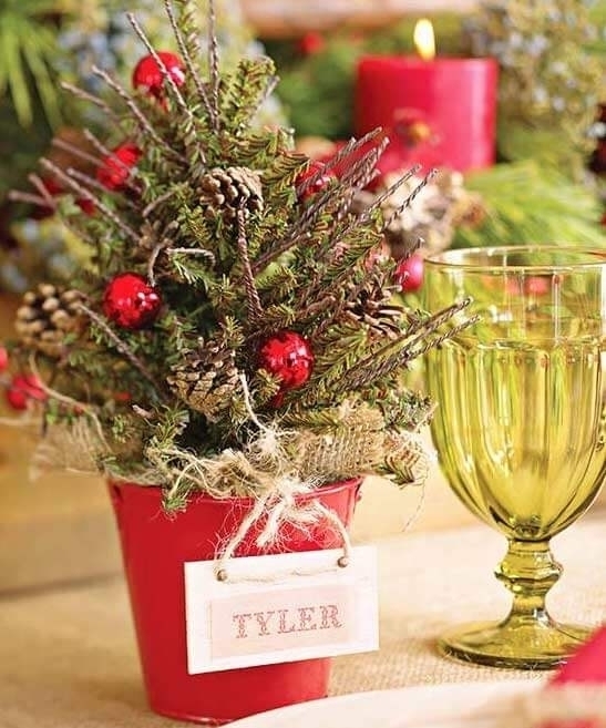 29 настольных новогодних елочек, чтобы мгновенно преобразовать маленькое пространство 29 настольных новогодних елочек, чтобы мгновенно преобразовать маленькое пространство