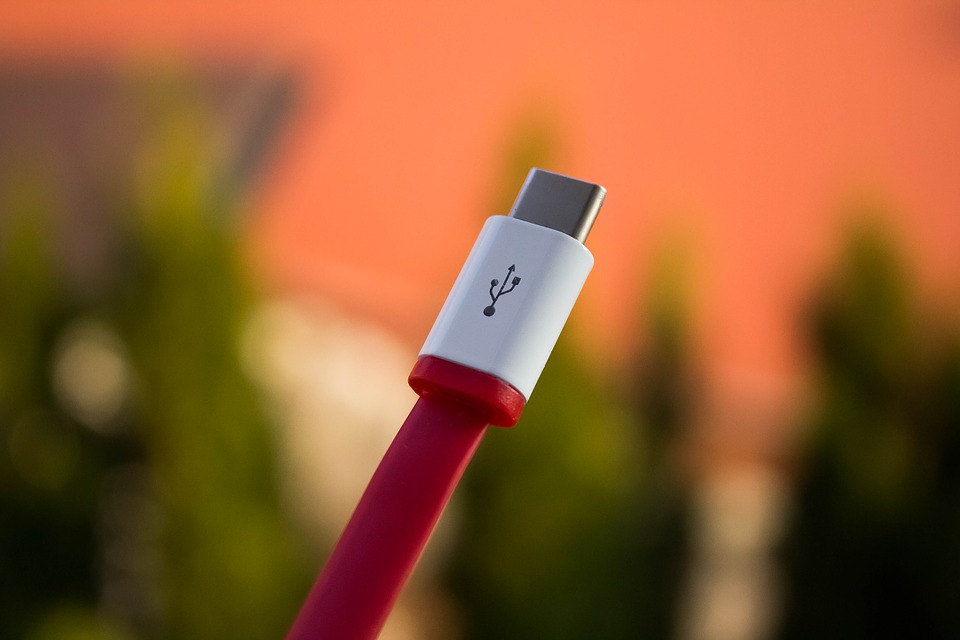 В чем преимущество USB Type-C на смартфонах?