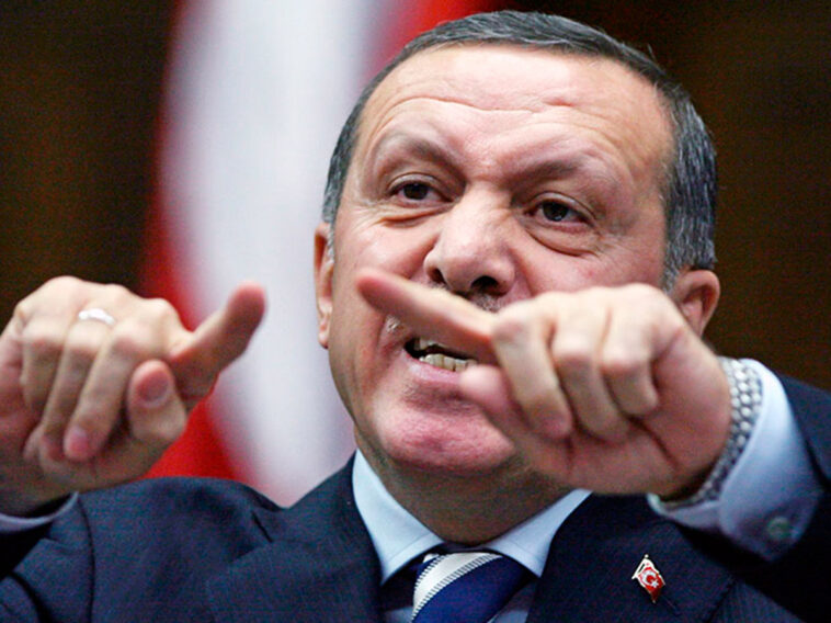 “Абсолютно никаких компромиссов”: Эрдоган пригрозил России ударами по Сирии