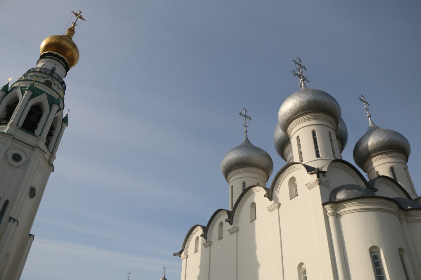 Три выходных дня на Вологодчине - окунуться в историю, побродить по деревням, побывать в чреве подводной лодки. Три выходных дня на Вологодчине - окунуться в историю, побродить по деревням, побывать в чреве подводной лодки.