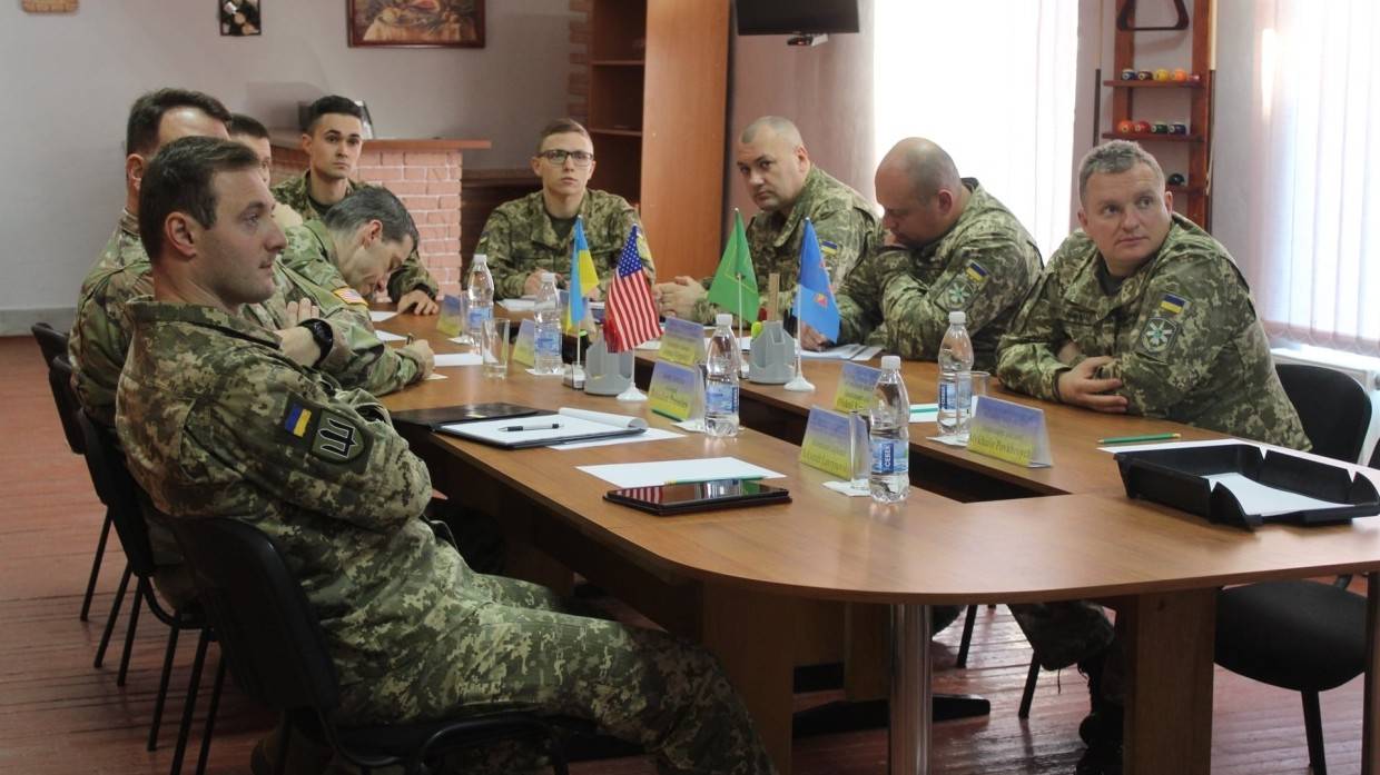 Народная милиция ЛНР: военнослужащие ВСУ остались без премий и зарплат перед Новым годом