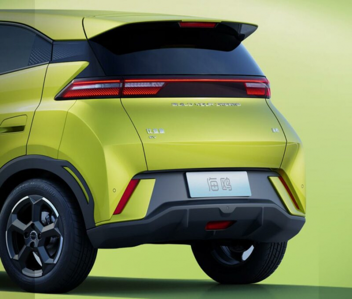 BYD опубликовал официальные изображения электромобиля Seagull за $11 600. Запуск состоится 18 апреля, возможно, с натрий-ионной батареей