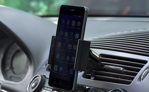 8 гаджетов, которые пригодятся в путешествиях на автомобиле 8 гаджетов, которые пригодятся в путешествиях на автомобиле автомобиль,гаджеты,путешествия