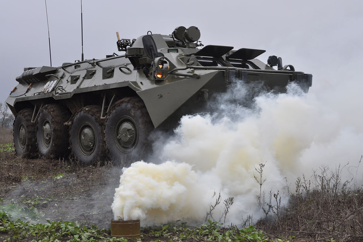 В комментариях часто всплывает вопрос, отчего самая современная Армия (коей, без всякого сомнения, стала наша), владея стратегической инициативой и серьёзным перевесом по многим показателям в оружии ..-4