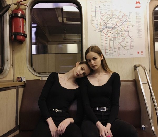 Модники и чудаки из метро