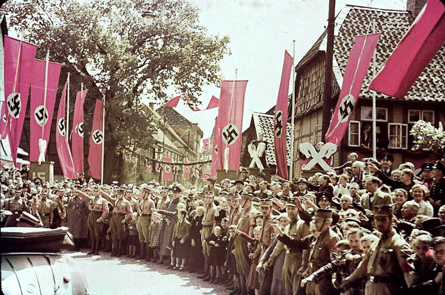 20 впечатляющих фотографий Нацистской Германии от личного фотографа Гитлера