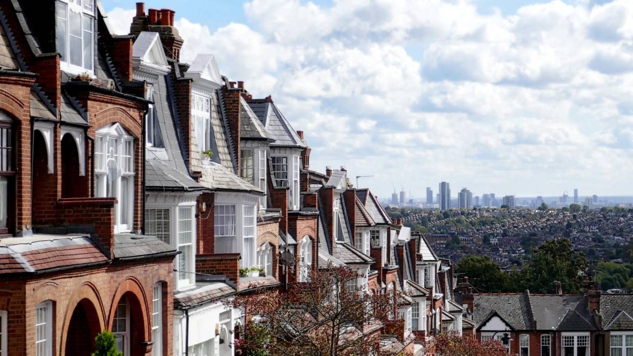 Жители Лондона почтили память погибших во Второй мировой войне советских солдат