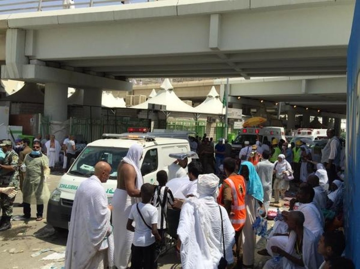 Побивание камнями дьявола в мекке. Трагедия во время хаджа. Трагедия во время хаджа. Трагедия во время хаджа. Трагедия во время хаджа.