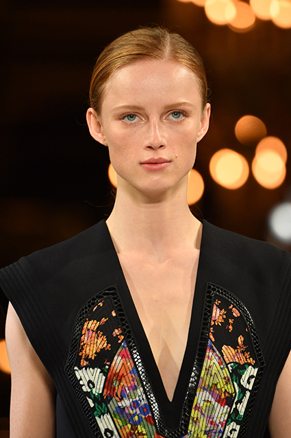 Неделя моды в Париже: Наталья Водянова, Тина Кунаки, Опра Уинфри на показе Stella McCartney осень-зима 20190/2020 Неделя моды в Париже: Наталья Водянова, Тина Кунаки, Опра Уинфри на показе Stella McCartney осень-зима 20190/2020 thereshegrows