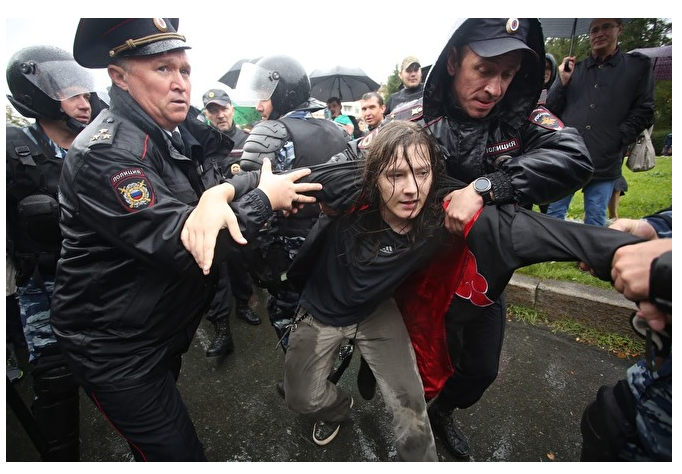 «Власти, основанной на законе, Путин не предлагает. И в этом — колоссальная опасность» власть,интервью,общество,россияне