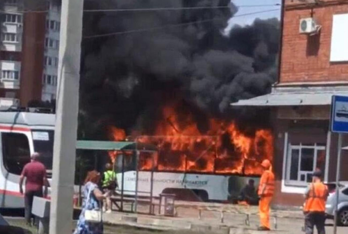 В Краснодаре сгорел трамвай