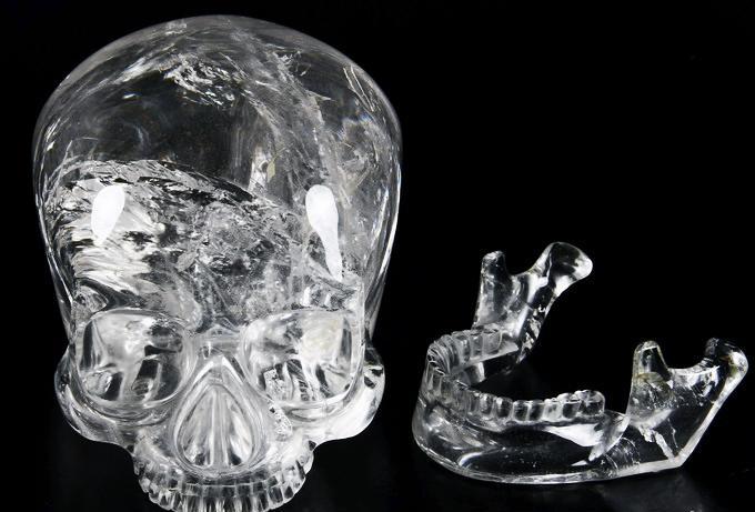 Хрустальные черепа Майя 