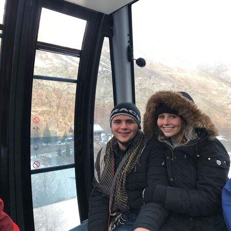 Старший сын Майкла Джексона отметил годовщину отношений со своей девушкой Старший сын Майкла Джексона отметил годовщину отношений со своей девушкой Звезды,Звездные пары