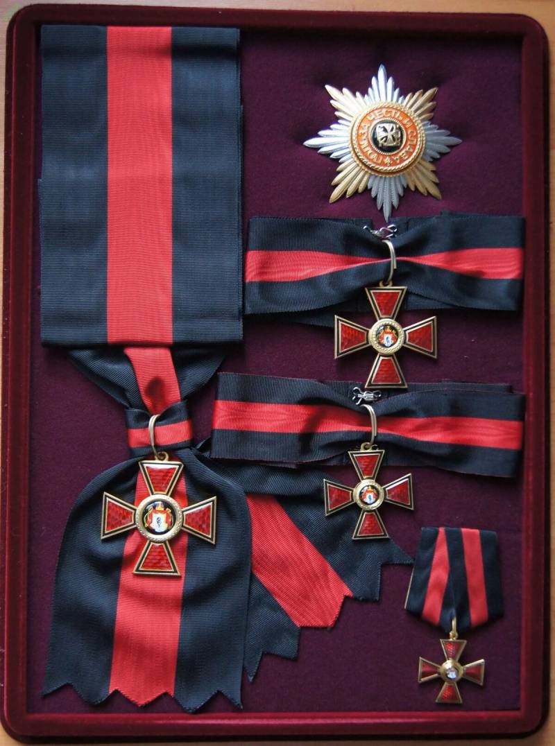 «Третья» сторона медали армия,история