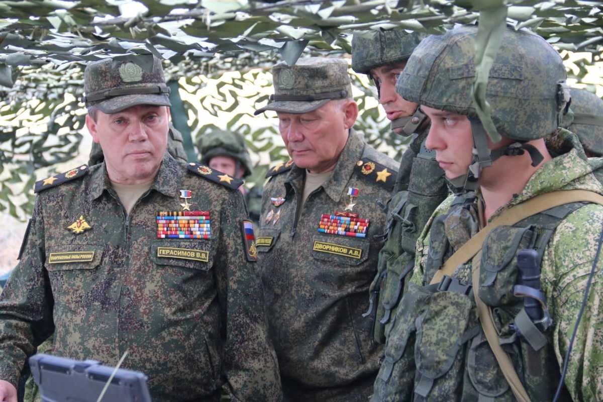 Армейский генерал. НГШ вс РФ Герасимов.