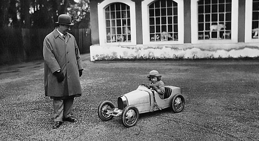 Bugatti Baby: мини-электромобиль для больших детей Bugatti